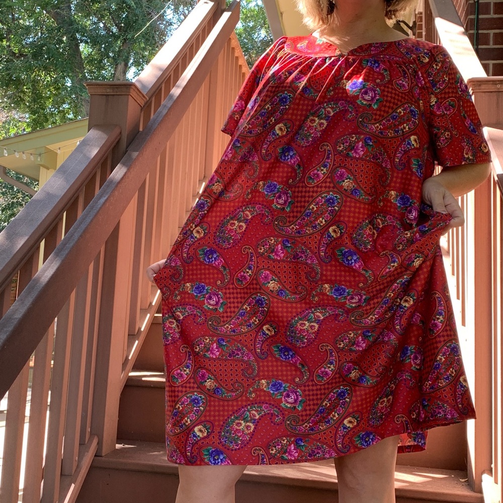 1960s/1970s Vintage Granada Housedress